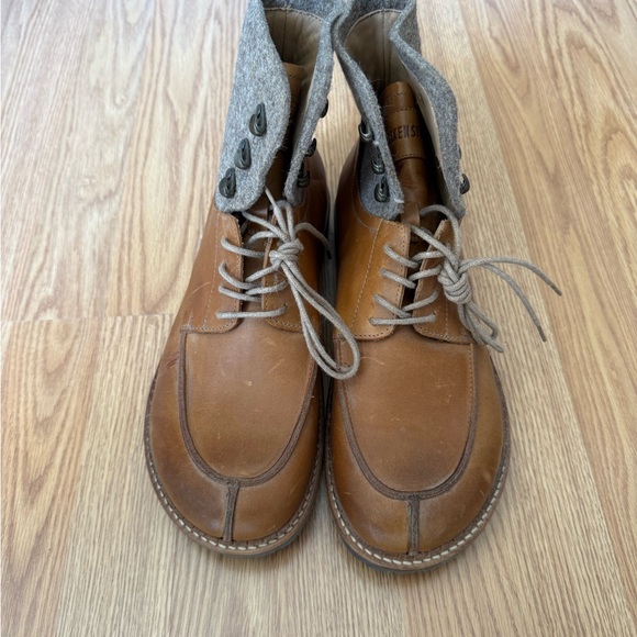 Birkenstock Other - MAKE AN OFFER Birkenstock Timmons High Leather 42R